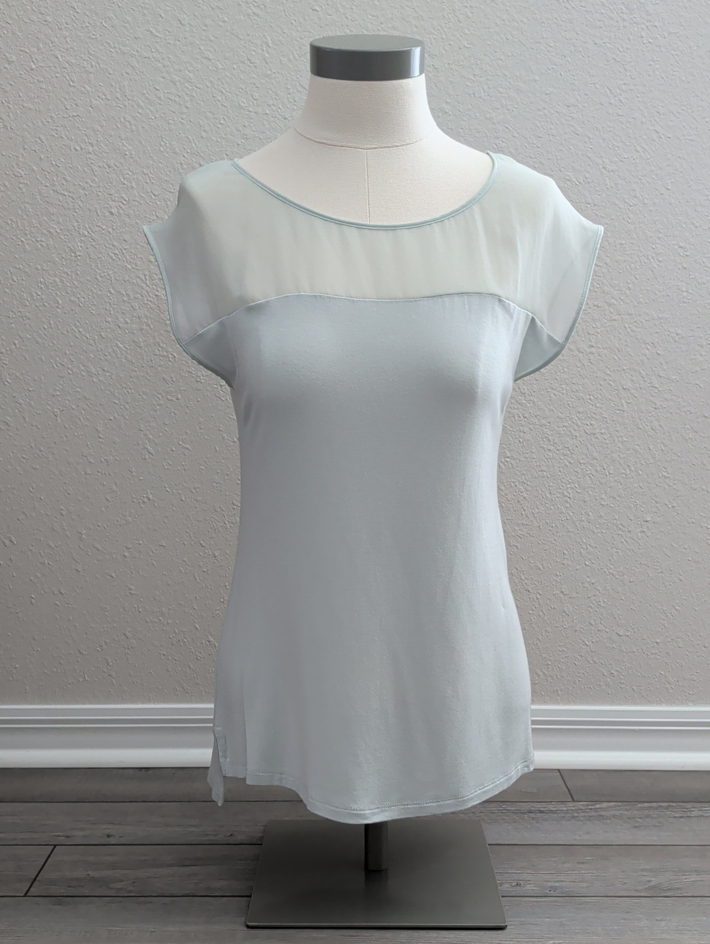 Tahari Pale Seafoam Green Sheer Yoke Cap Sleeve Top